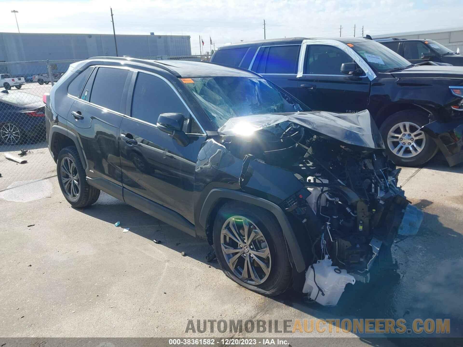 JTMB6RFV8ND052247 TOYOTA RAV4 2022