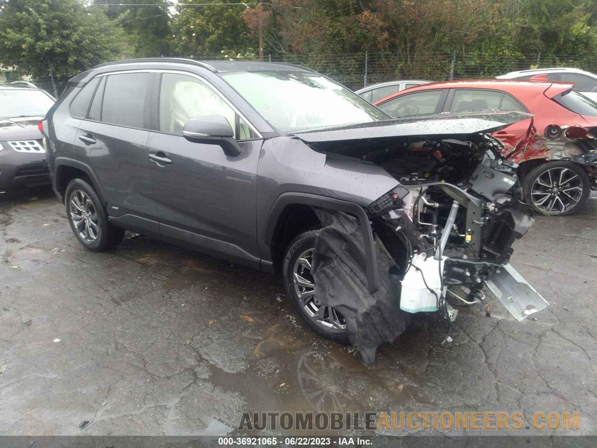 JTMB6RFV8ND062695 TOYOTA RAV4 2022