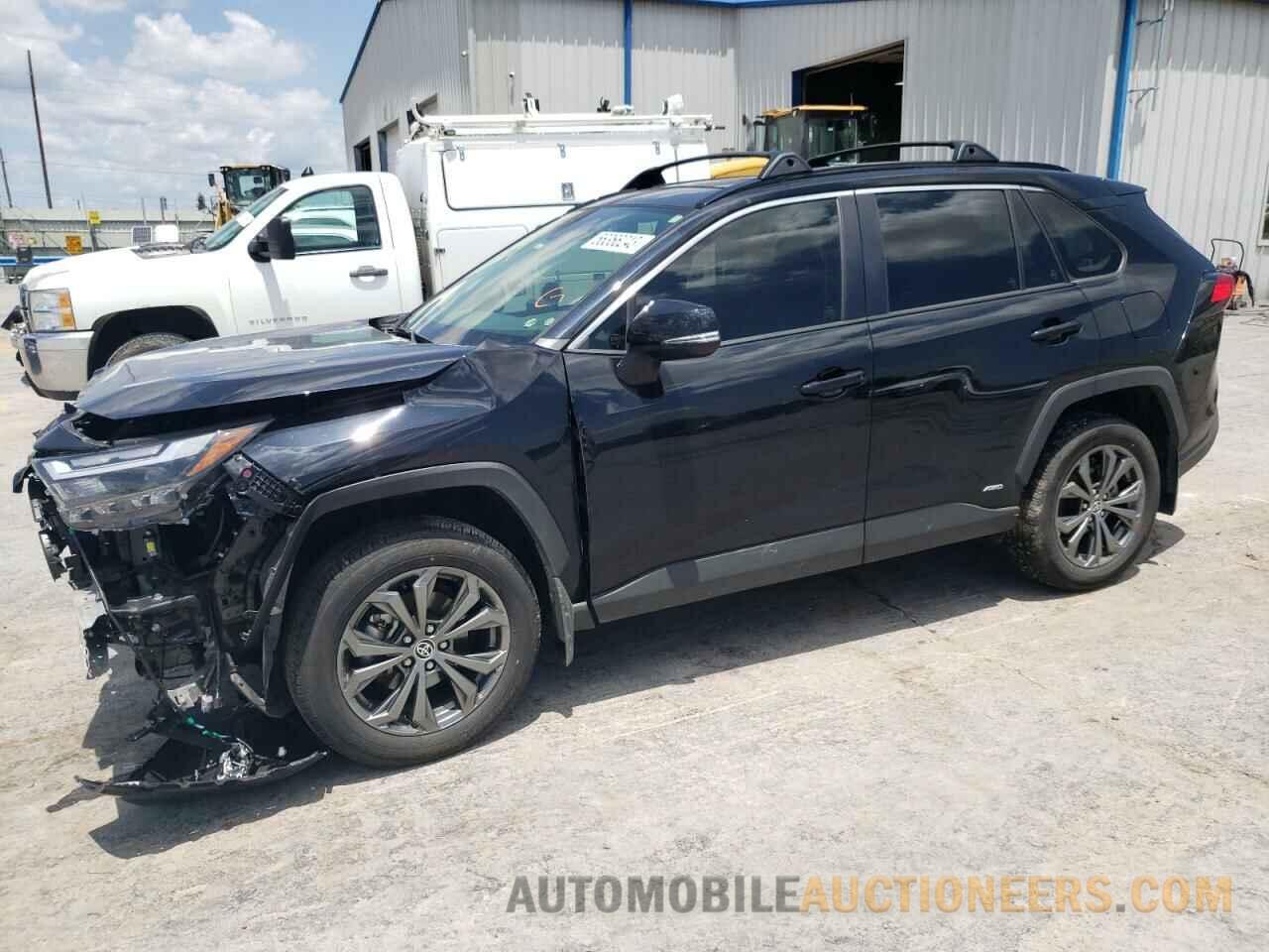 JTMB6RFV8ND069405 TOYOTA RAV4 2022