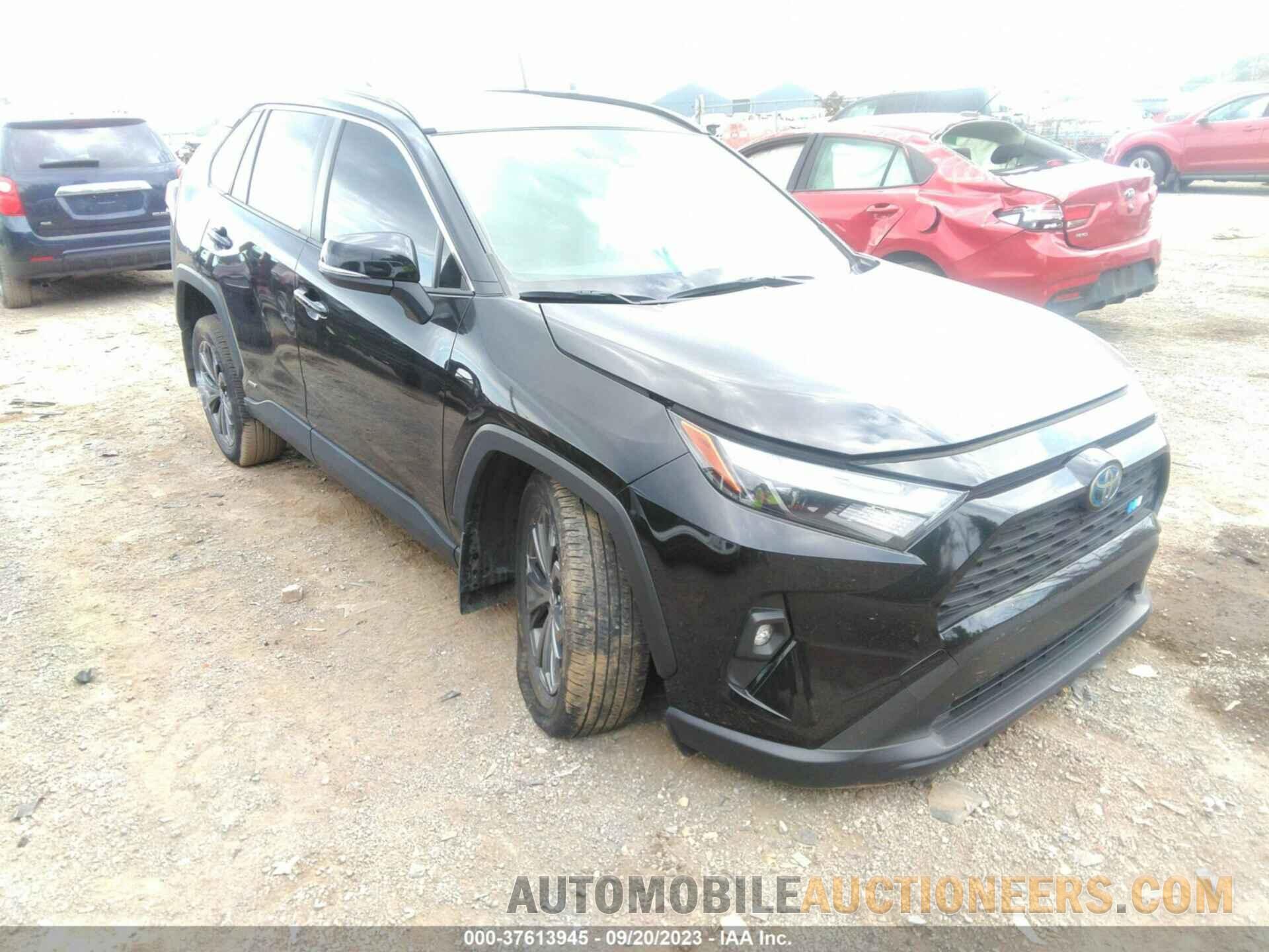 JTMB6RFV9ND058817 TOYOTA RAV4 2022