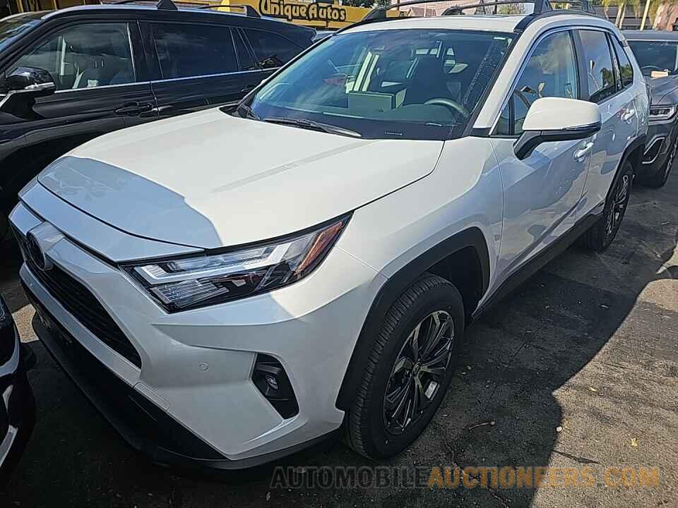 JTMB6RFV9RJ040390 Toyota RAV4 Hybrid 2024