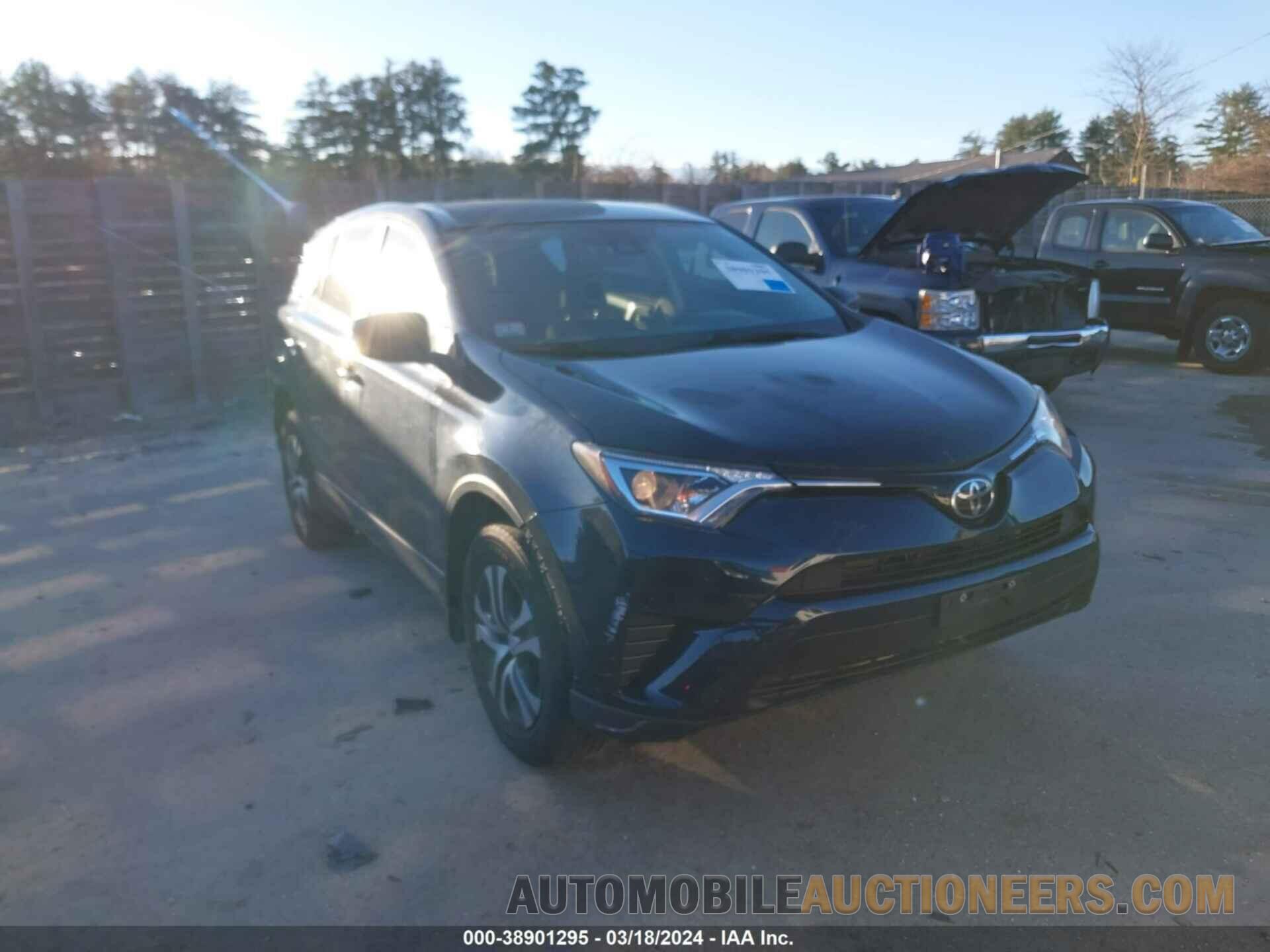 JTMBFREV0HJ122878 TOYOTA RAV4 2017