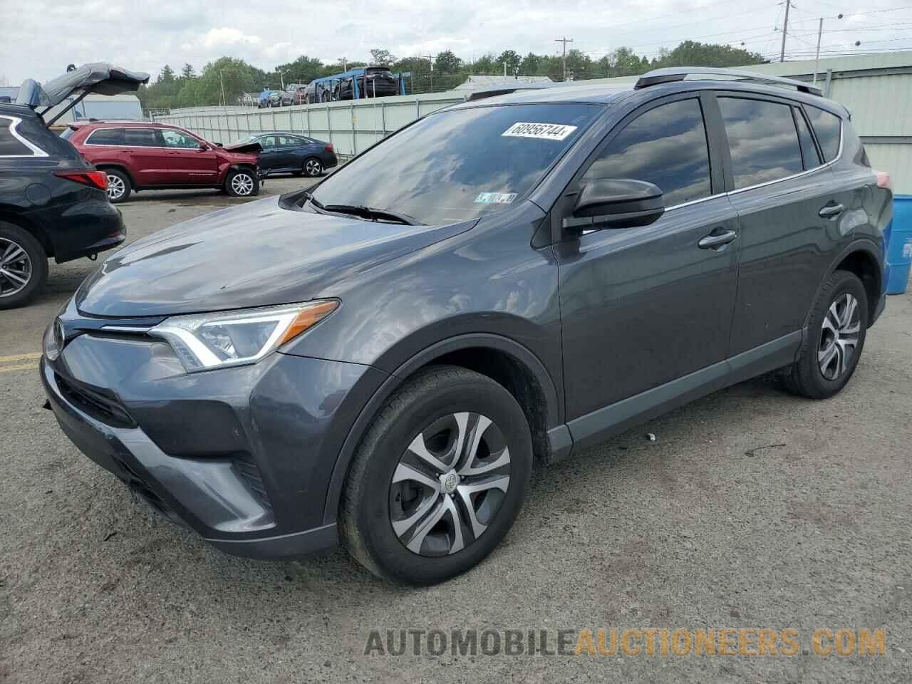 JTMBFREV1HJ160670 TOYOTA RAV4 2017