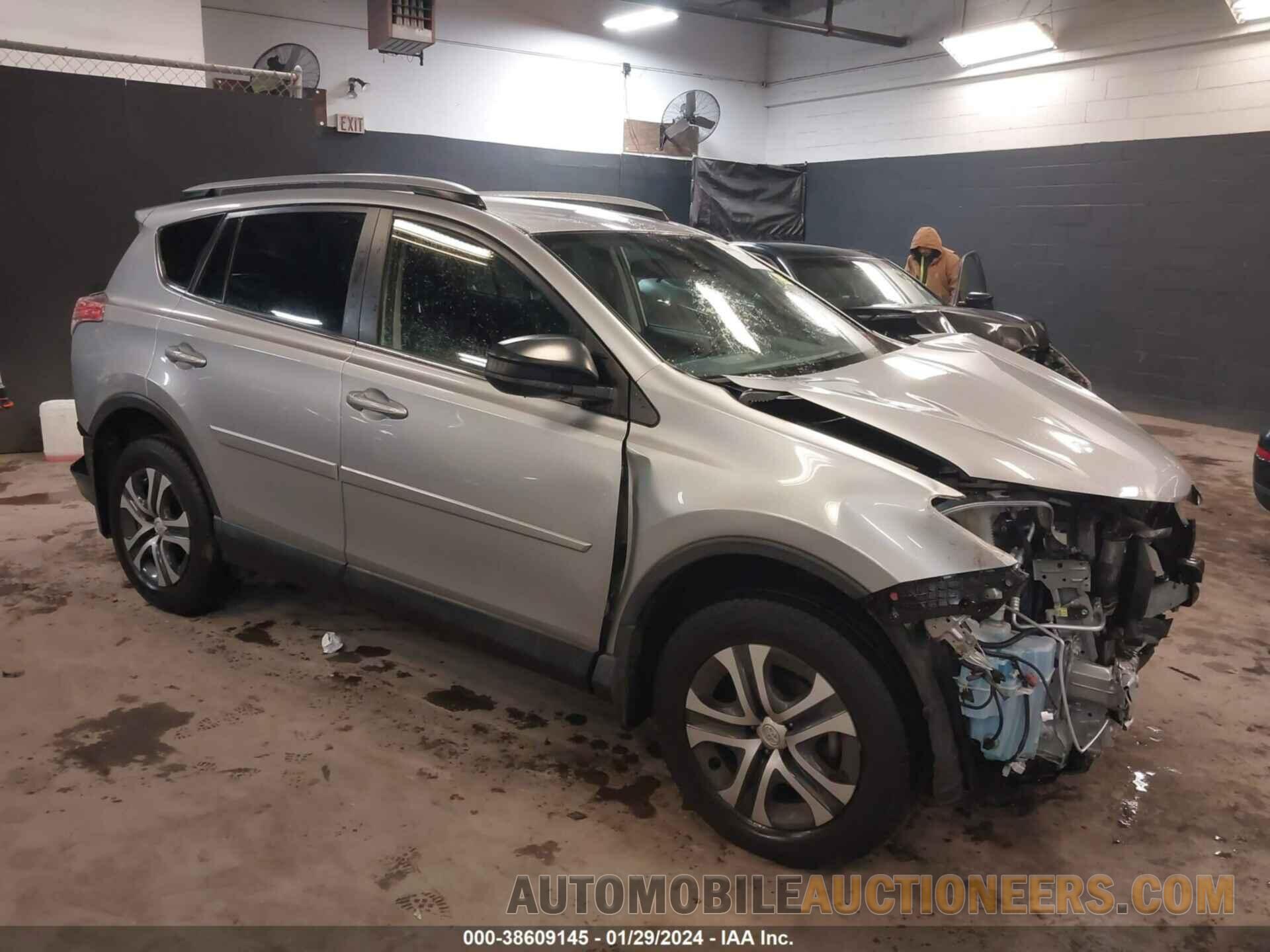 JTMBFREV2JJ216654 TOYOTA RAV4 2018