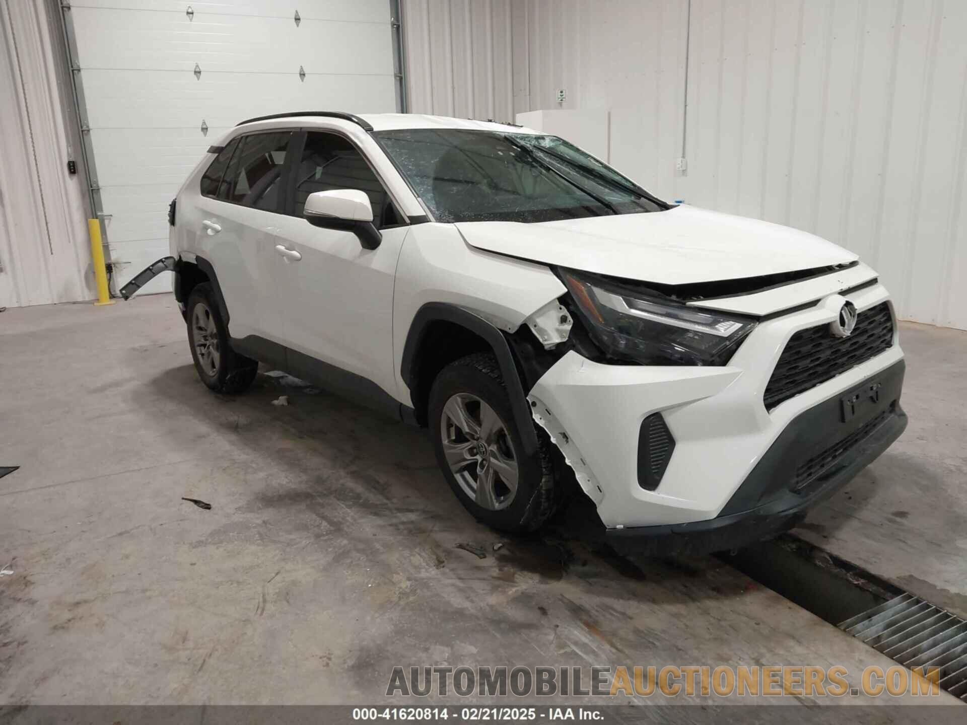 JTMBFREV2JJ226424 TOYOTA RAV4 2018