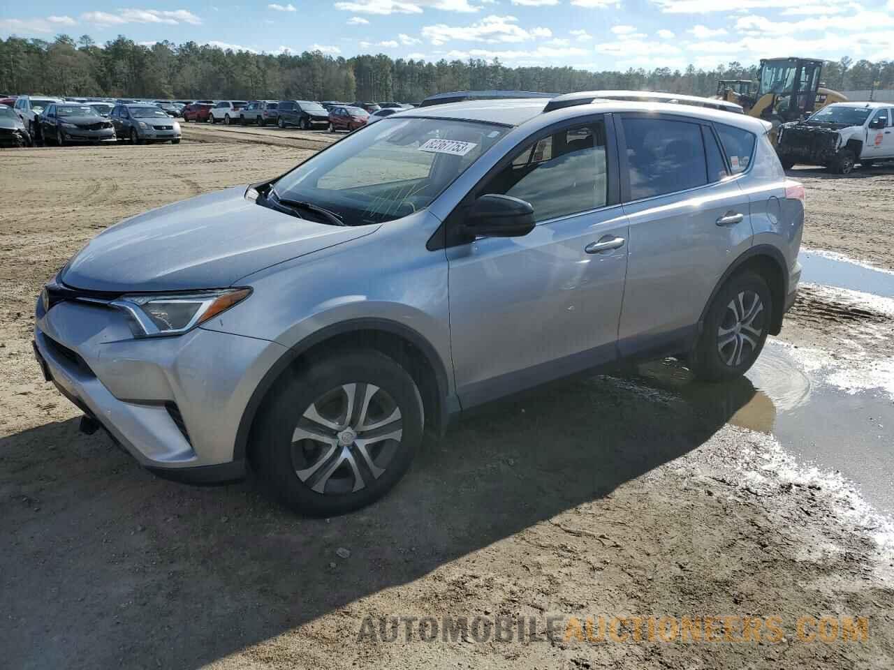 JTMBFREV3JJ215979 TOYOTA RAV4 2018