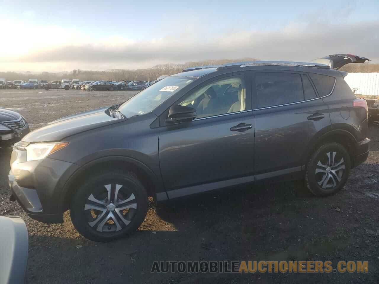 JTMBFREV4GJ081055 TOYOTA RAV4 2016