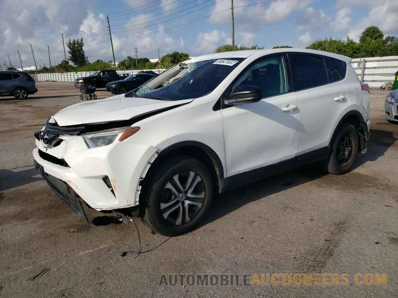 JTMBFREV4HJ111897 TOYOTA RAV4 2017