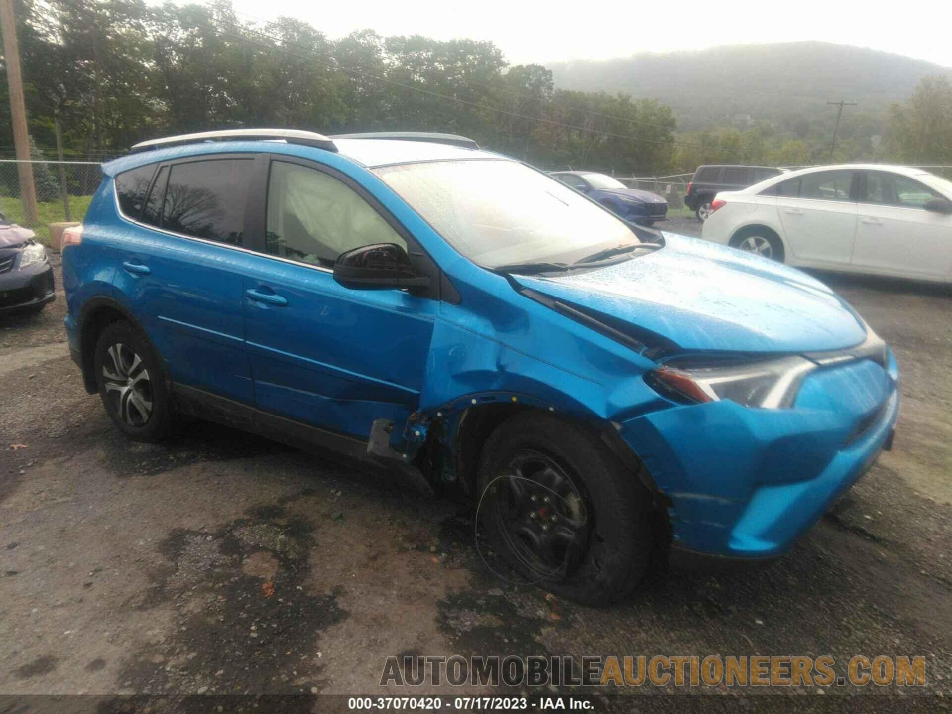 JTMBFREV4HJ121572 TOYOTA RAV4 2017