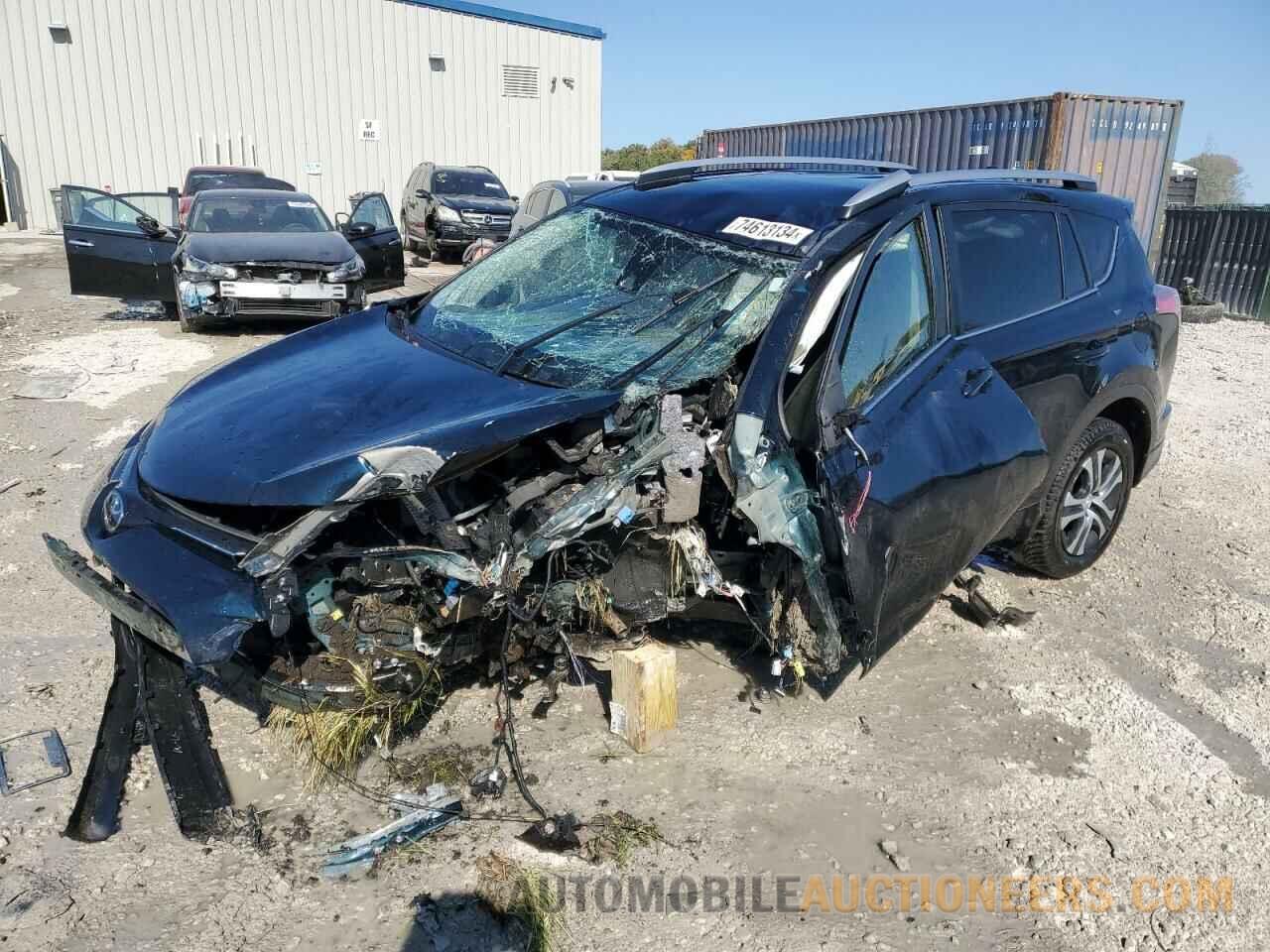 JTMBFREV5JJ738923 TOYOTA RAV4 2018