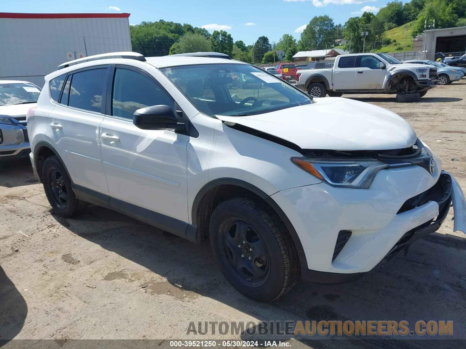 JTMBFREV6GJ075032 TOYOTA RAV4 2016