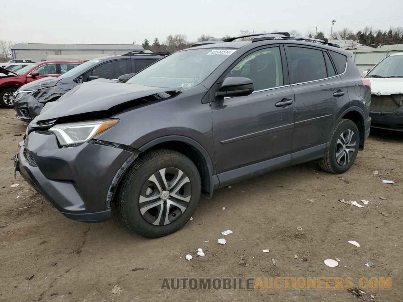 JTMBFREV6HJ105695 TOYOTA RAV4 2017