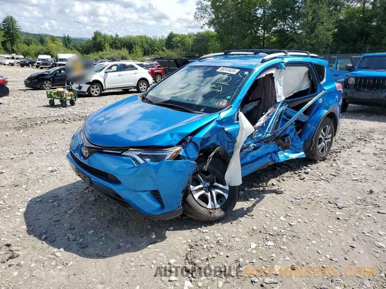 JTMBFREV6HJ134338 TOYOTA RAV4 2017