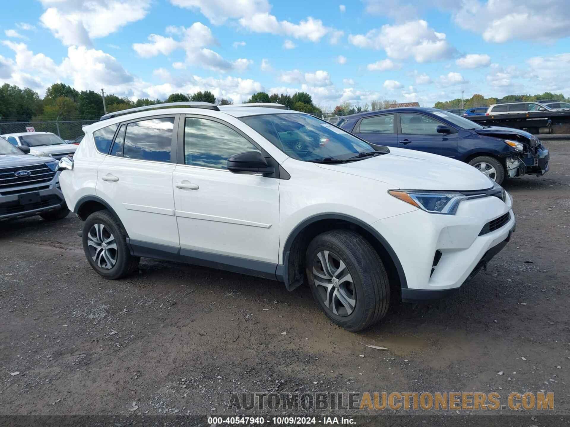 JTMBFREV6HJ162592 TOYOTA RAV4 2017