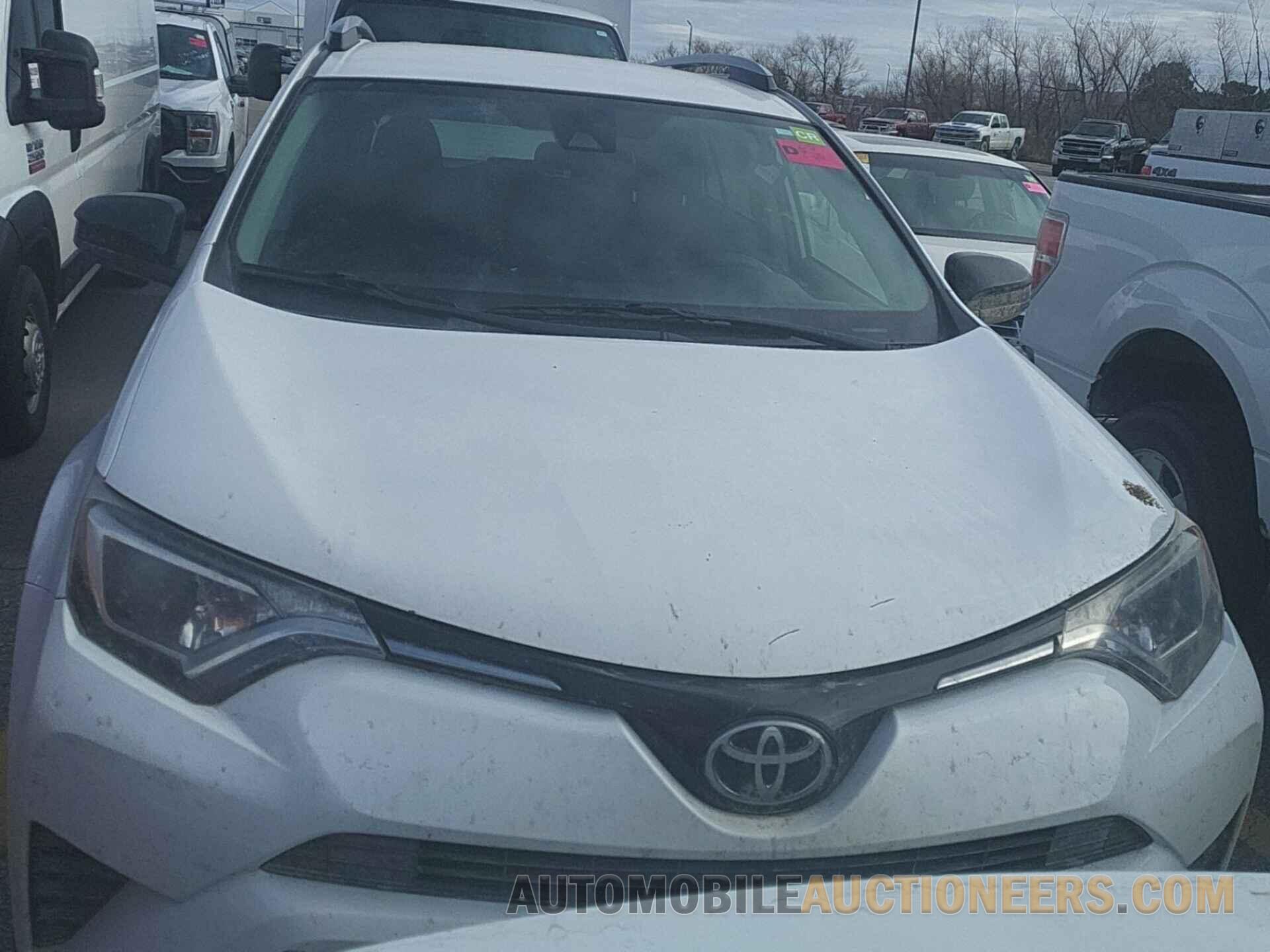 JTMBFREV6JJ183934 TOYOTA RAV4 2018