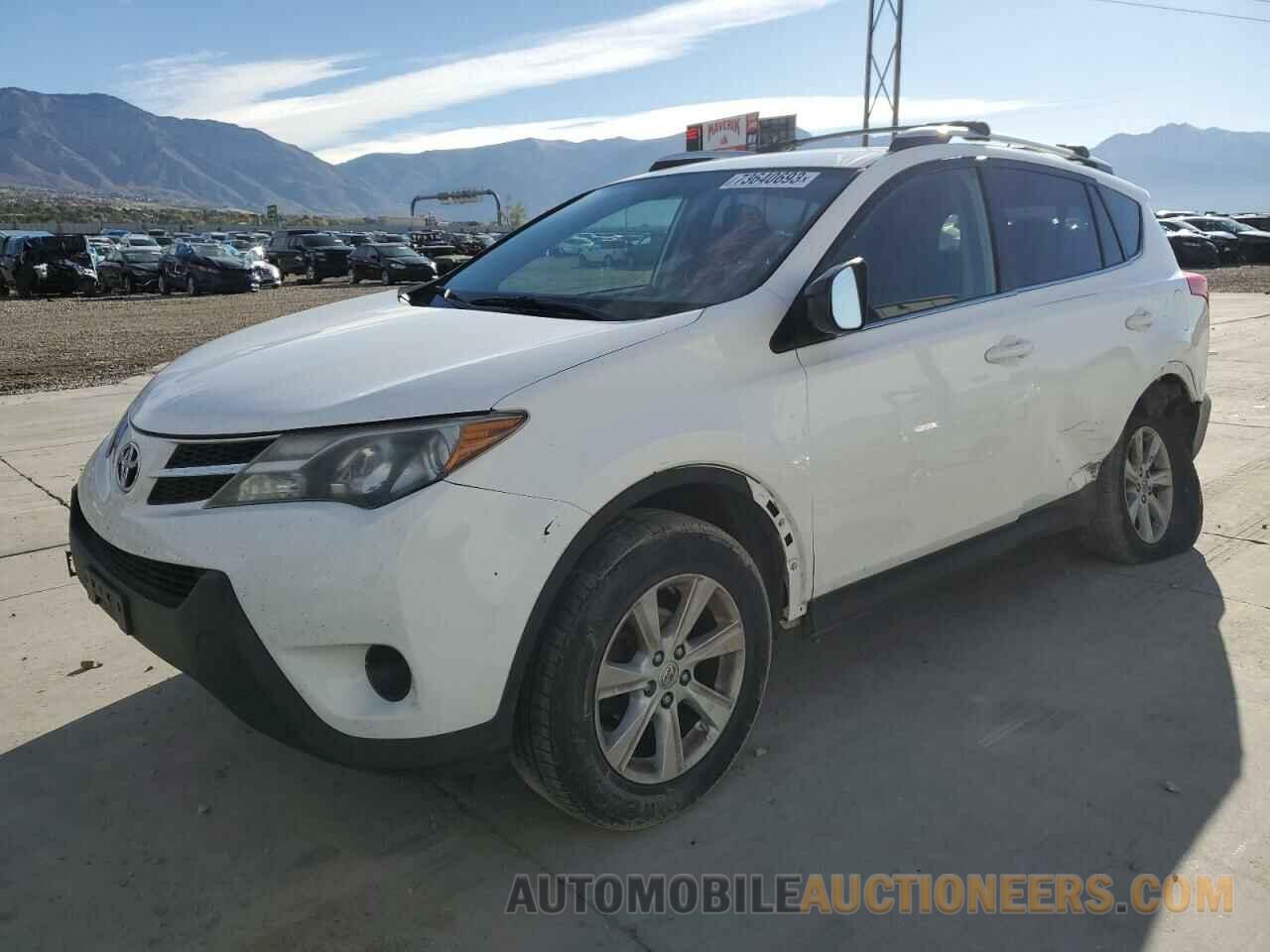 JTMBFREV9FJ043559 TOYOTA RAV4 2015