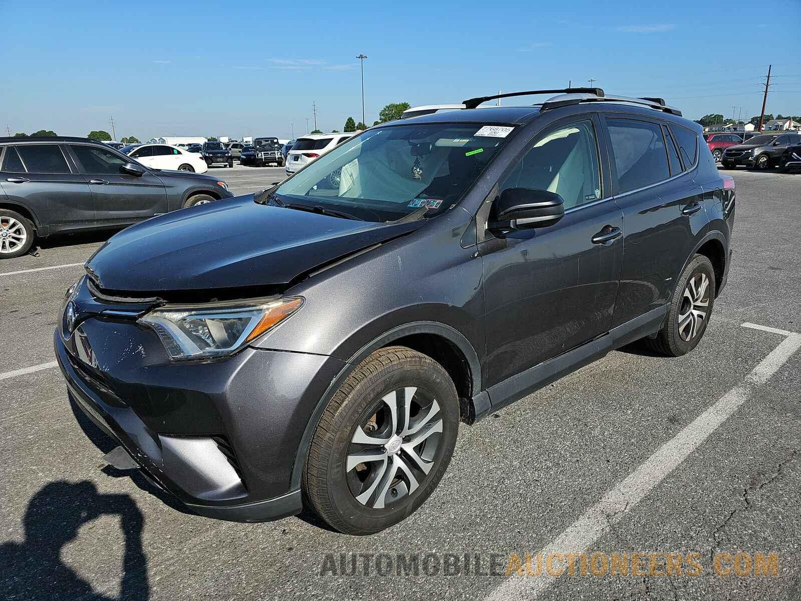 JTMBFREV9GJ068849 Toyota RAV4 2016