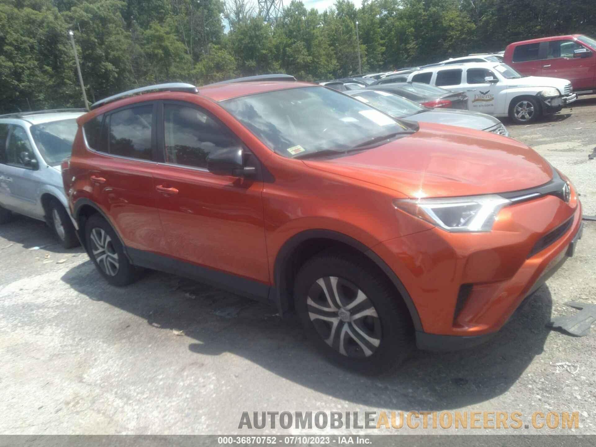 JTMBFREV9GJ075266 TOYOTA RAV4 2016