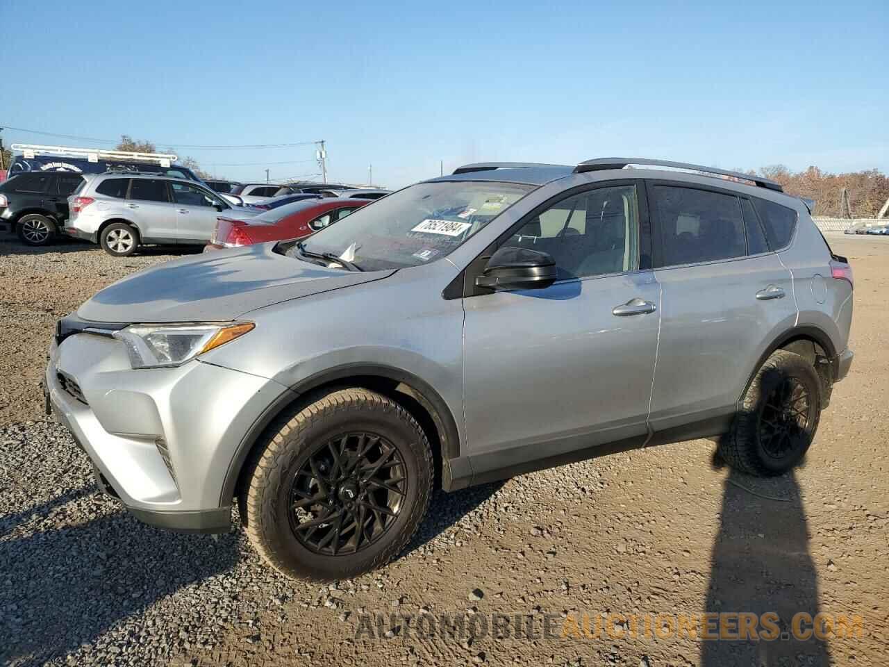 JTMBFREV9JJ205618 TOYOTA RAV4 2018