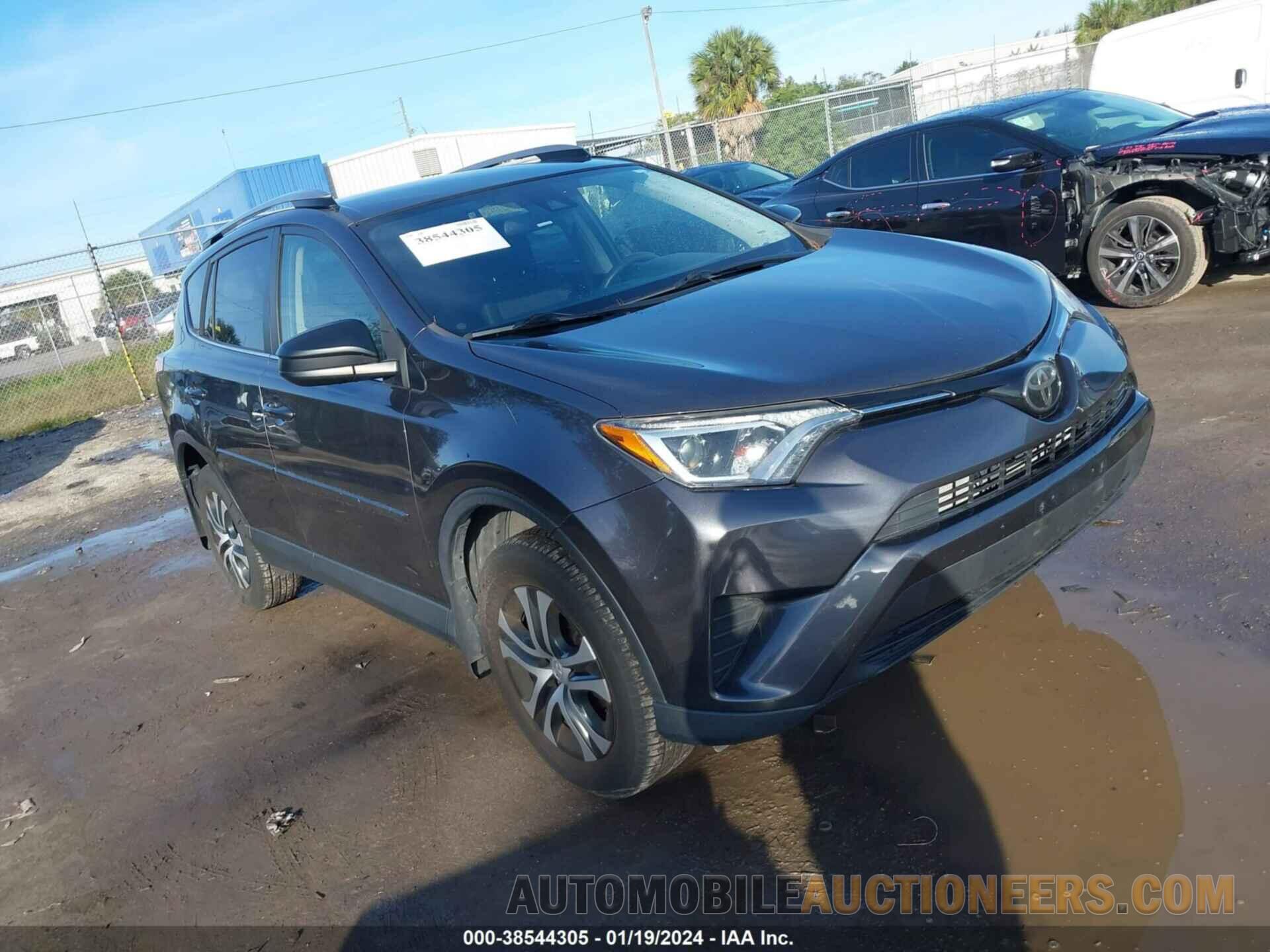 JTMBFREV9JJ237095 TOYOTA RAV4 2018