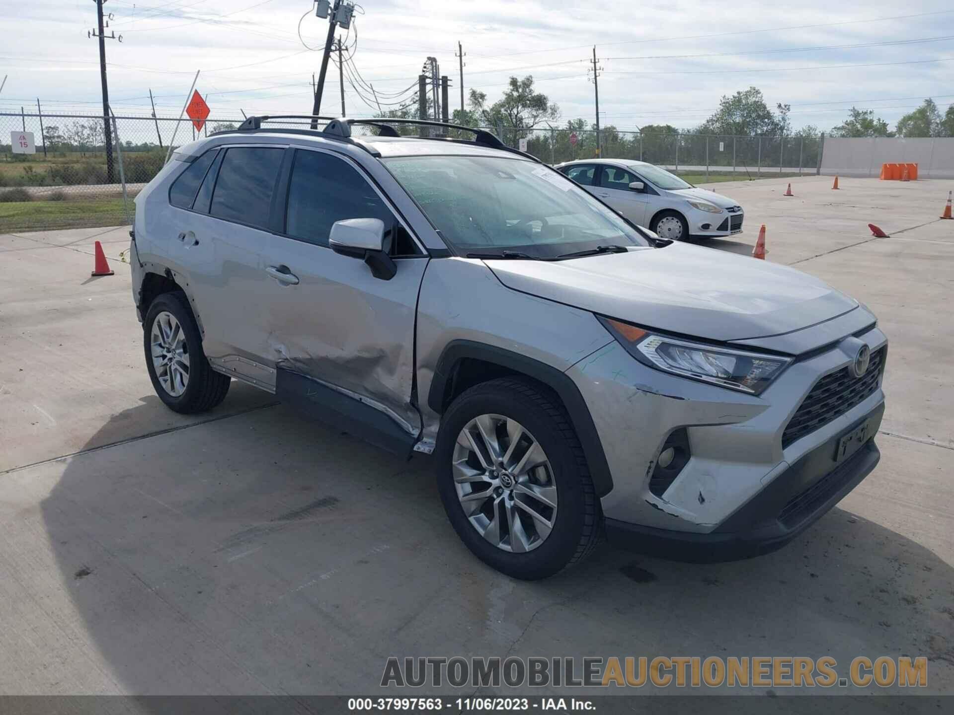 JTMC1RFV0KD009696 TOYOTA RAV4 2019