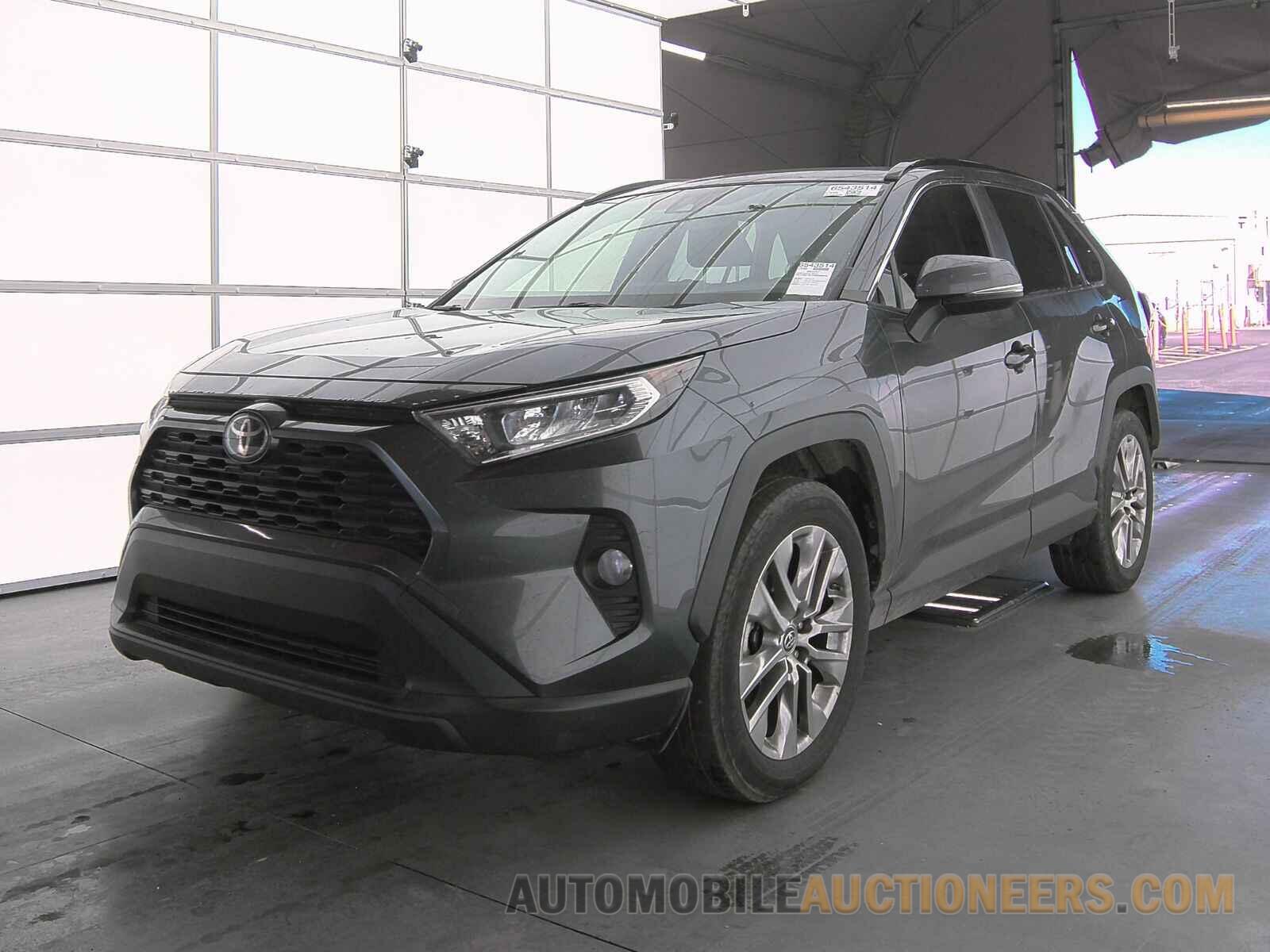 JTMC1RFV0KD506246 Toyota RAV4 2019