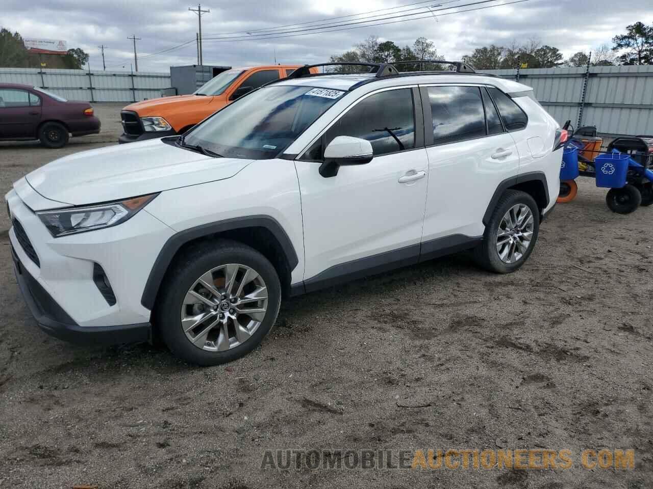 JTMC1RFV1KD016723 TOYOTA RAV4 2019