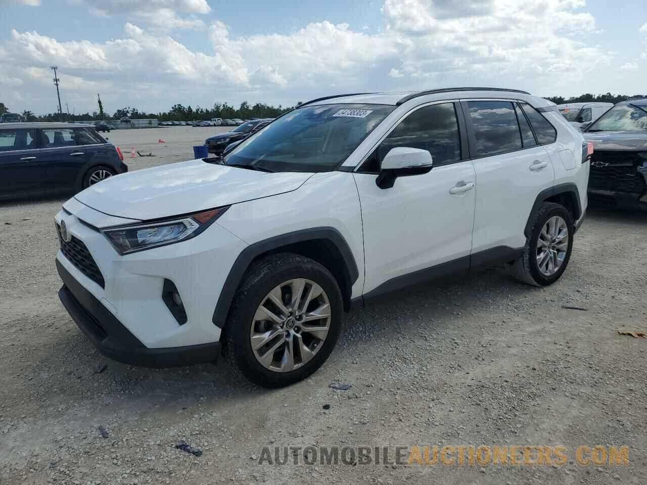 JTMC1RFV1KD031559 TOYOTA RAV4 2019