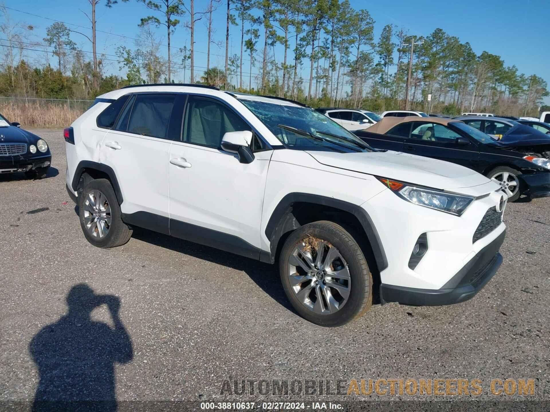 JTMC1RFV1KD513836 TOYOTA RAV4 2019