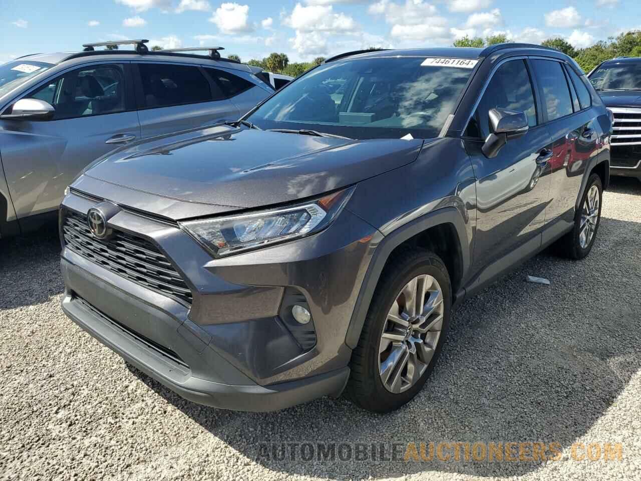 JTMC1RFV1KJ014648 TOYOTA RAV4 2019