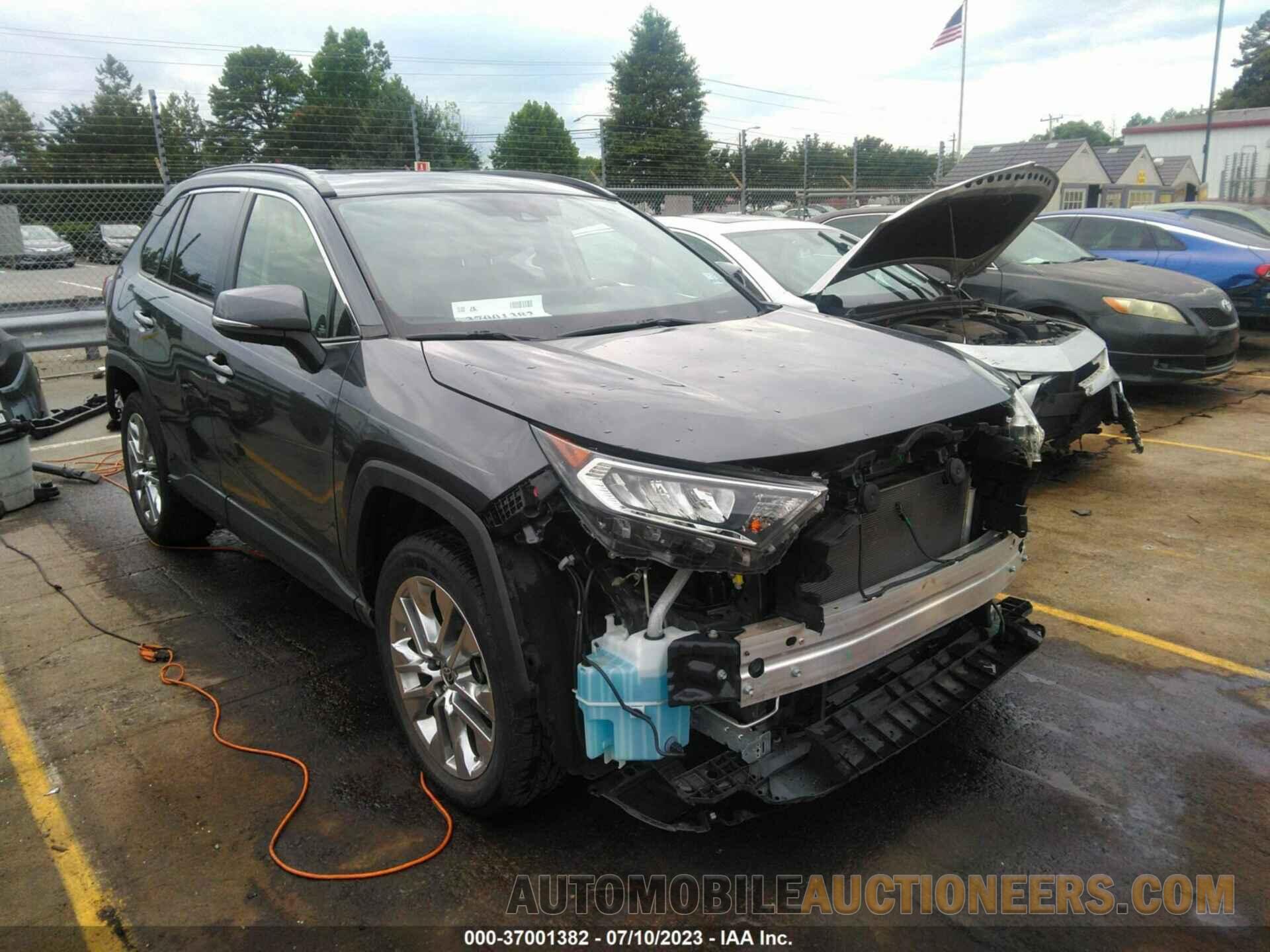 JTMC1RFV5KD042161 TOYOTA RAV4 2019