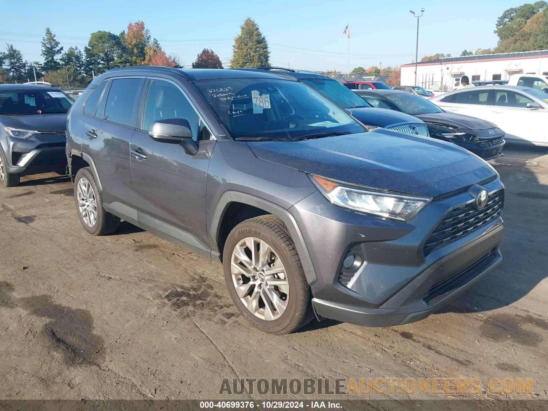 JTMC1RFV9KD021152 TOYOTA RAV4 2019