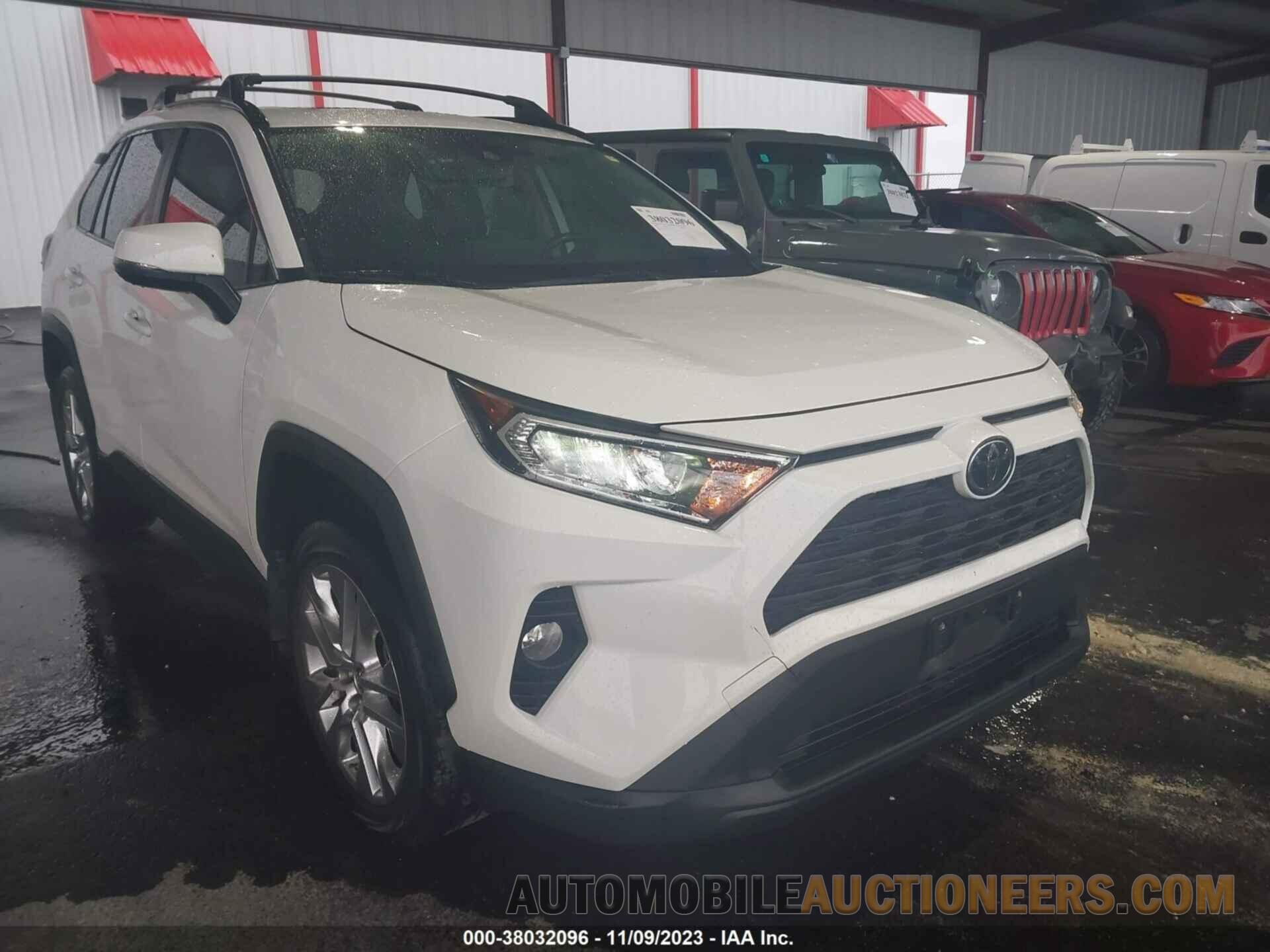 JTMC1RFV9KD022320 TOYOTA RAV4 2019