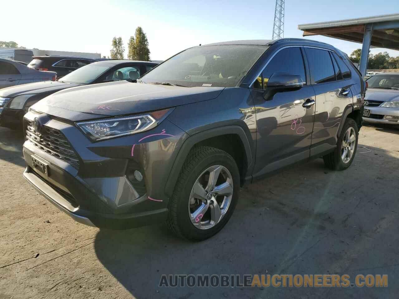 JTMD6RFV1LD006118 TOYOTA RAV4 2020