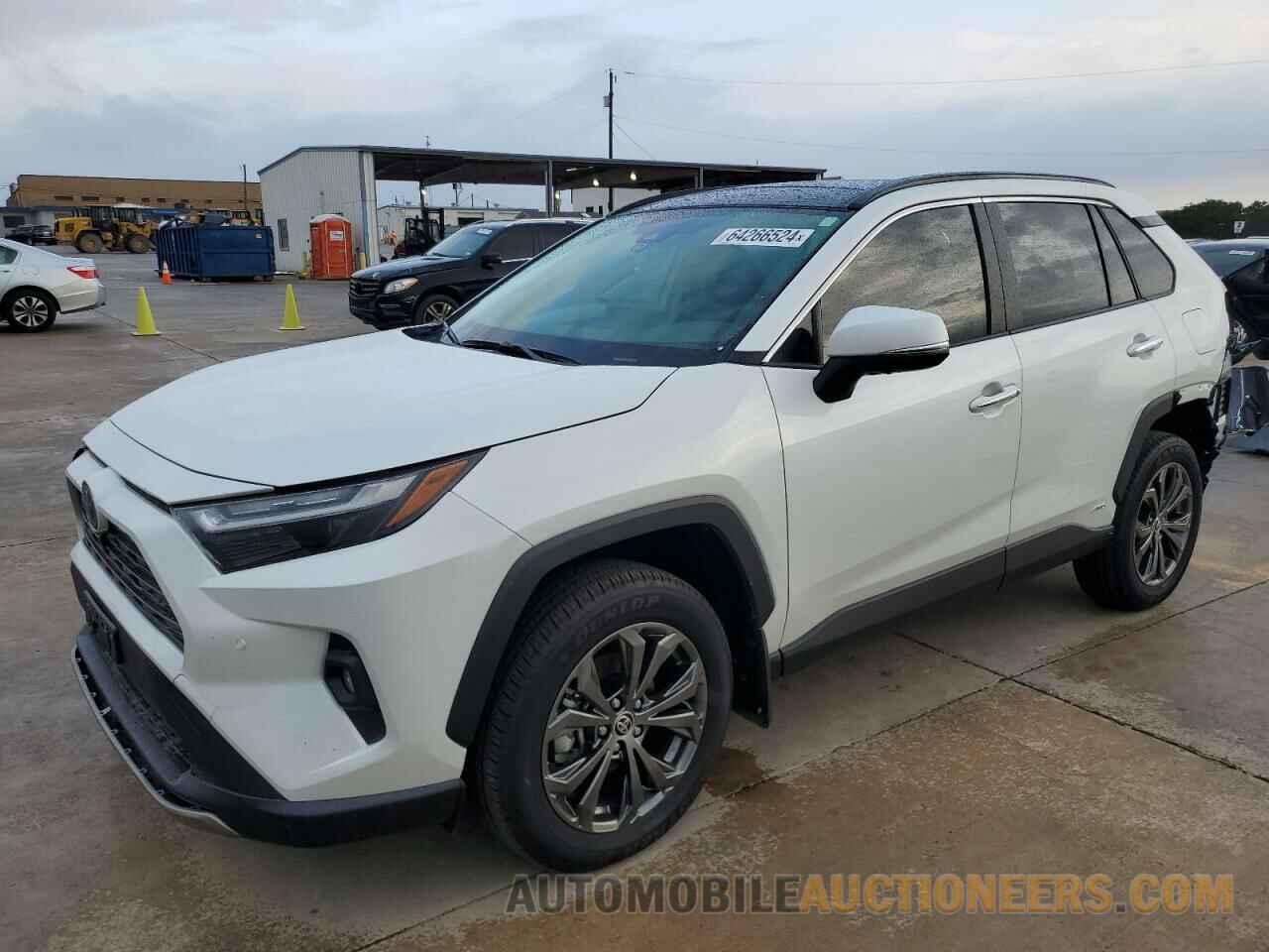 JTMD6RFV3PD115640 TOYOTA RAV4 2023