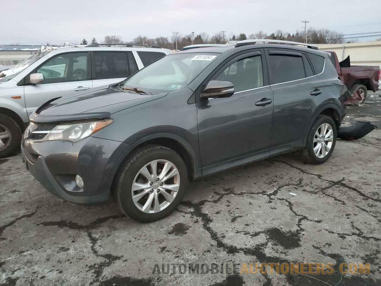 JTMDFREV0FD157201 TOYOTA RAV4 2015