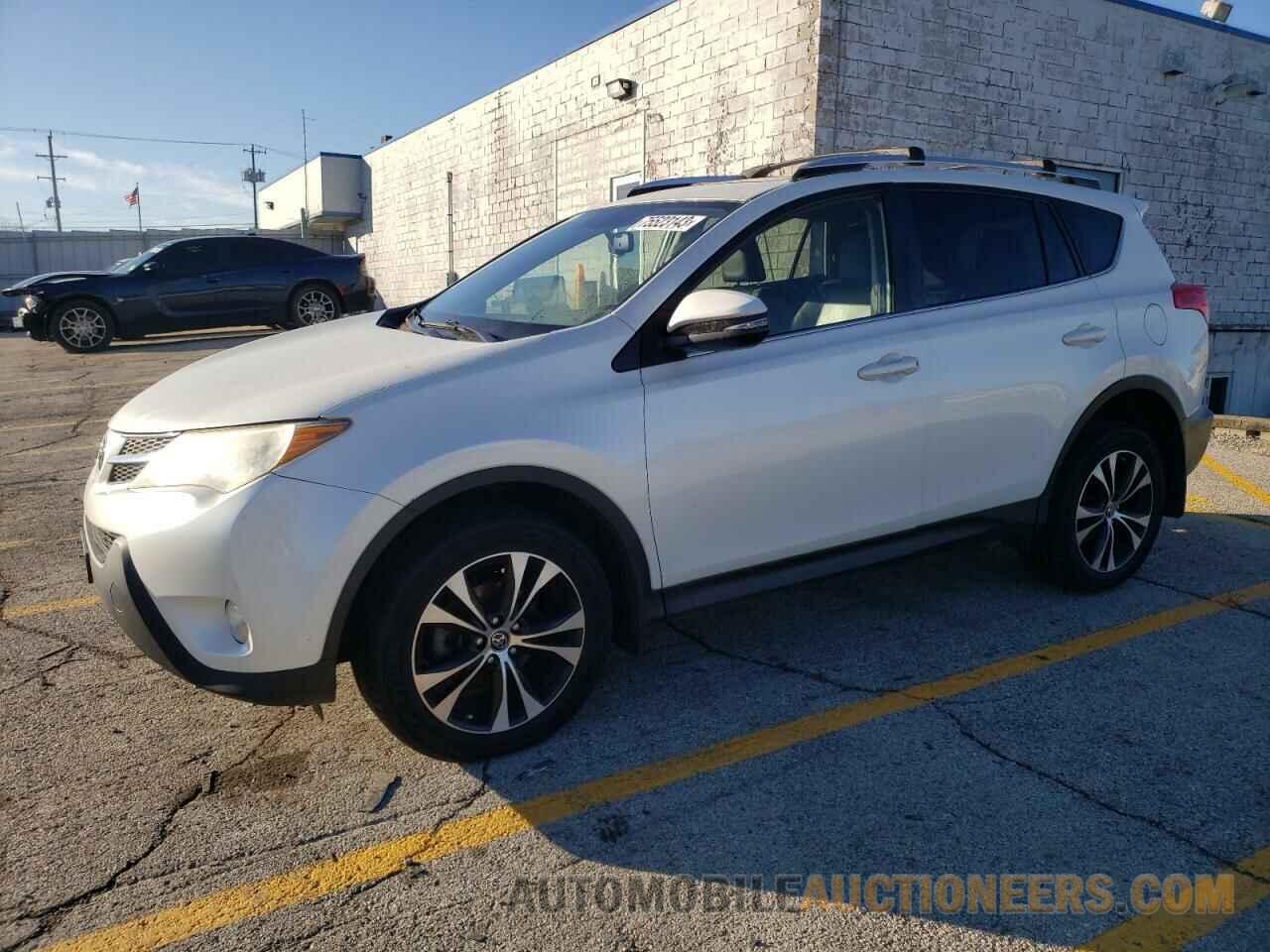 JTMDFREV1FD167395 TOYOTA RAV4 2015