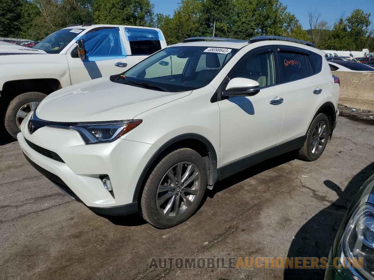 JTMDFREV2HJ161299 TOYOTA RAV4 2017