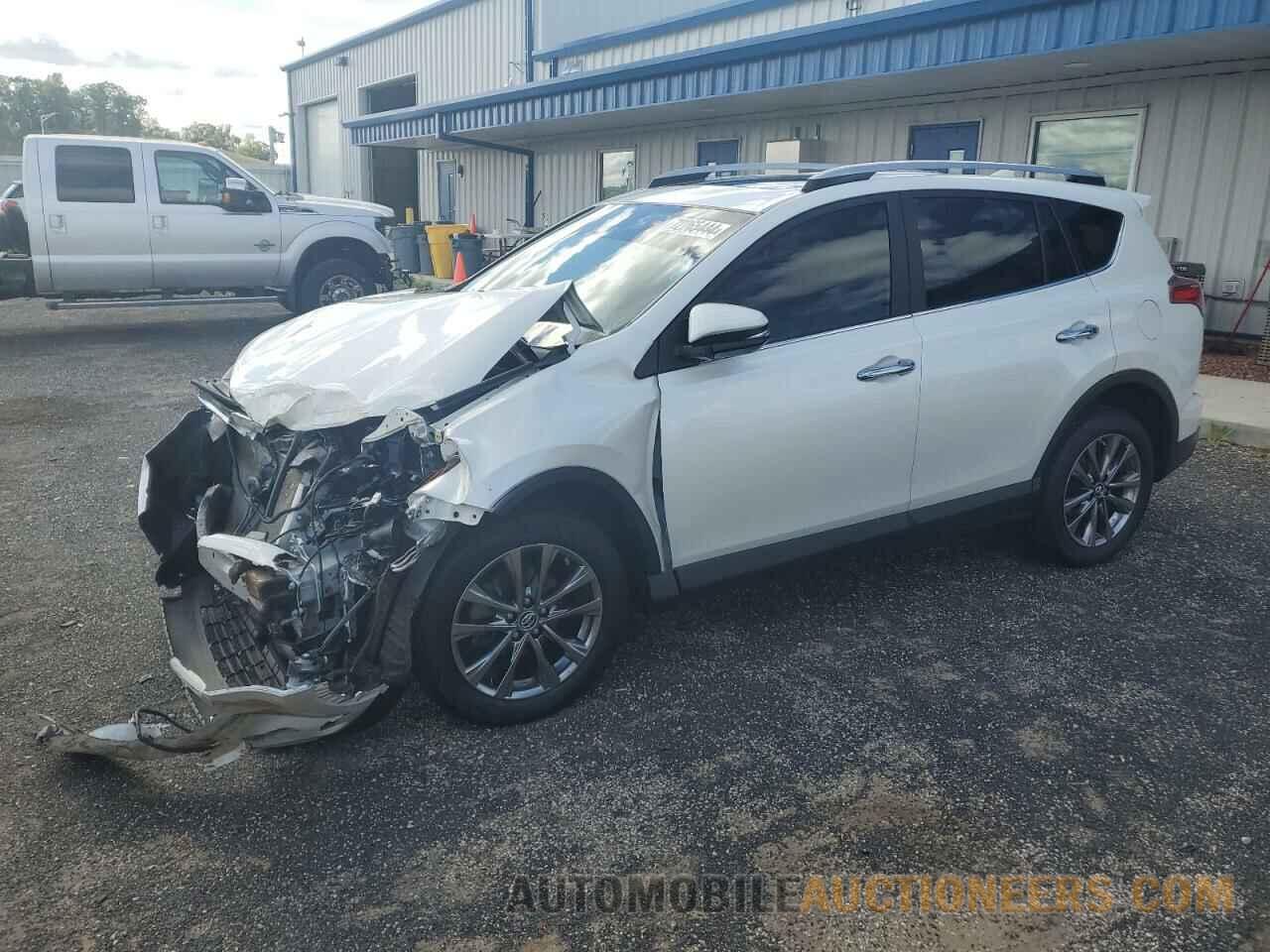 JTMDFREV2JJ210698 TOYOTA RAV4 2018