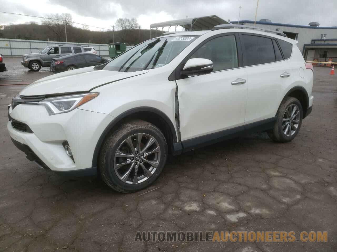 JTMDFREV3HJ715143 TOYOTA RAV4 2017