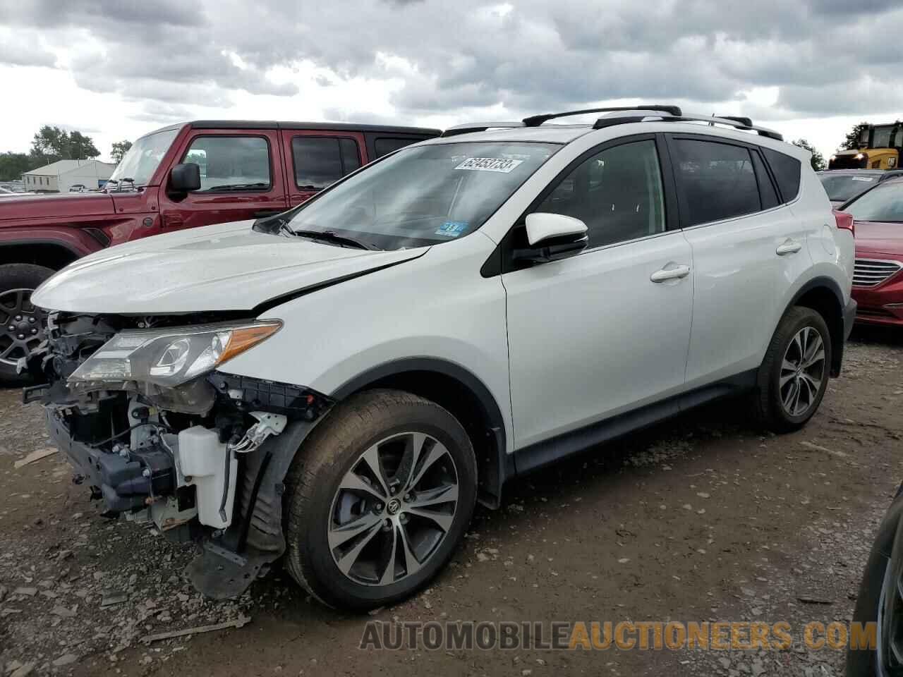 JTMDFREV4FD135024 TOYOTA RAV4 2015