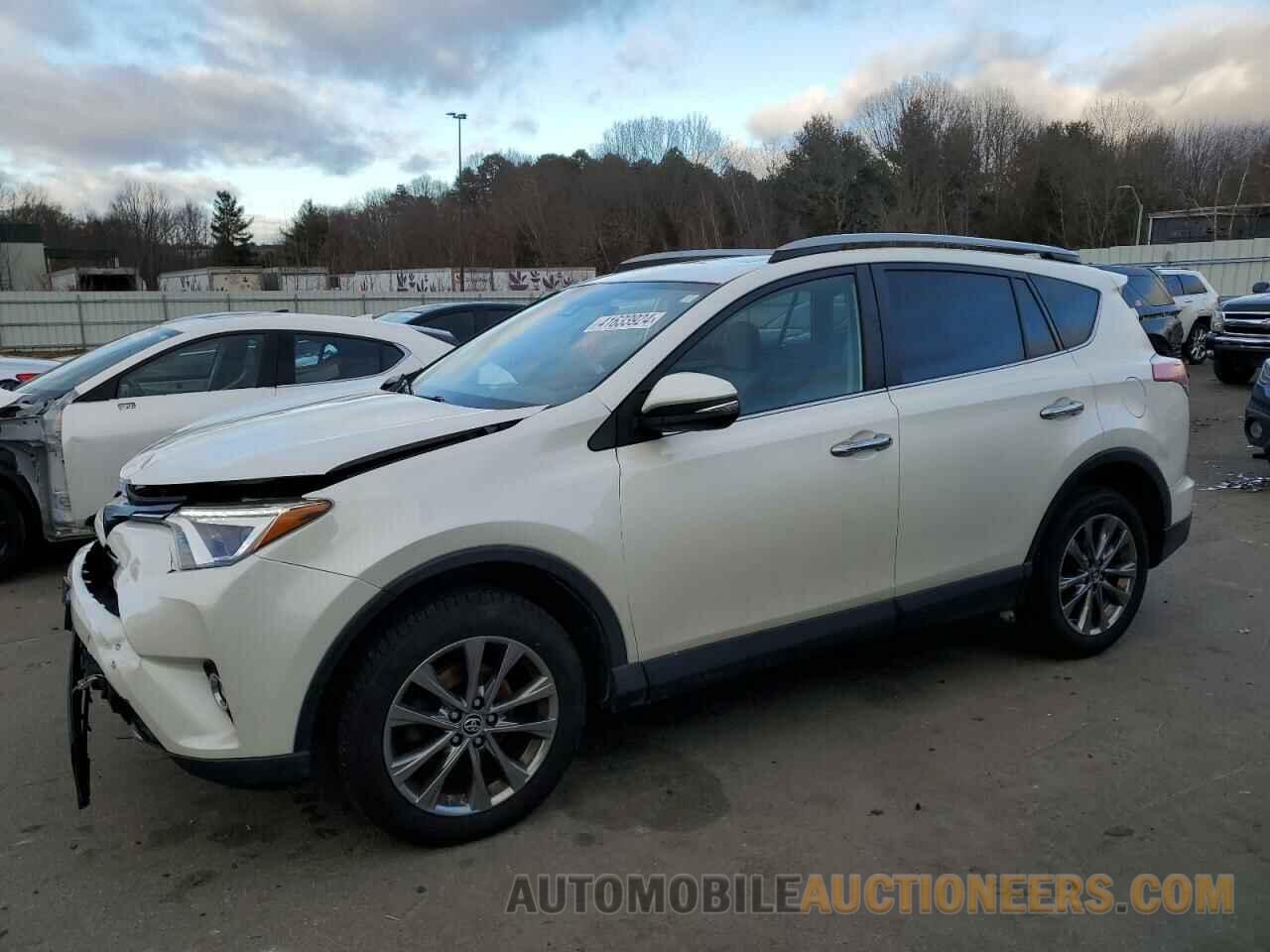 JTMDFREV7JJ732596 TOYOTA RAV4 2018