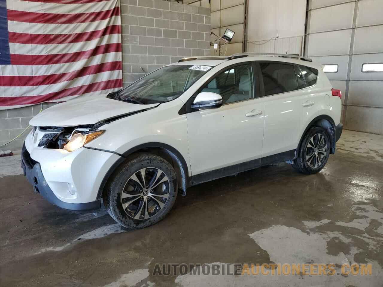 JTMDFREV8FD132174 TOYOTA RAV4 2015