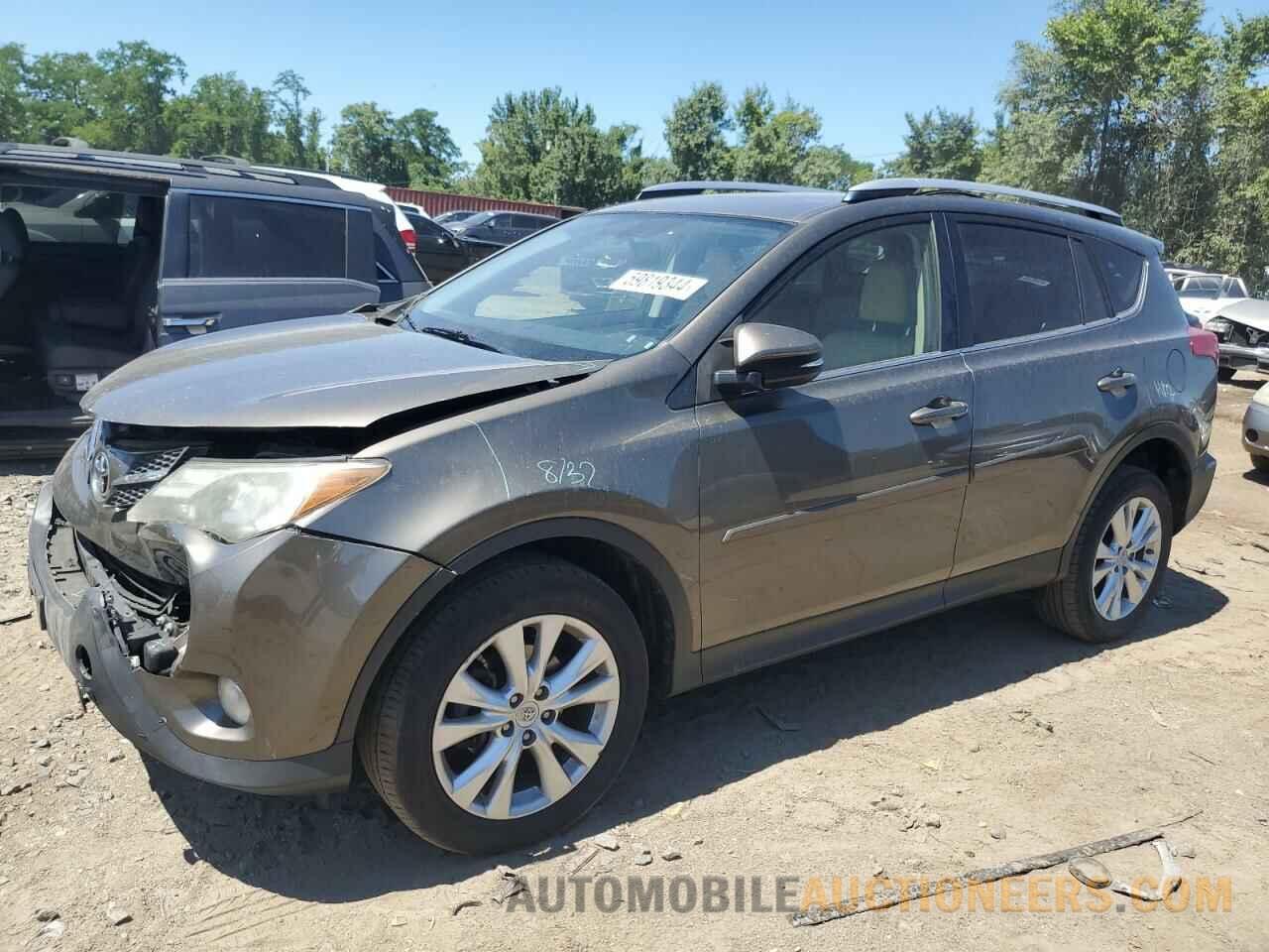 JTMDFREV8FD174621 TOYOTA RAV4 2015