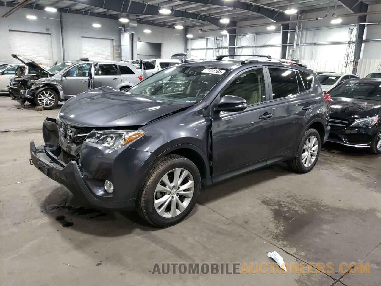 JTMDFREV9FD132152 TOYOTA RAV4 2015