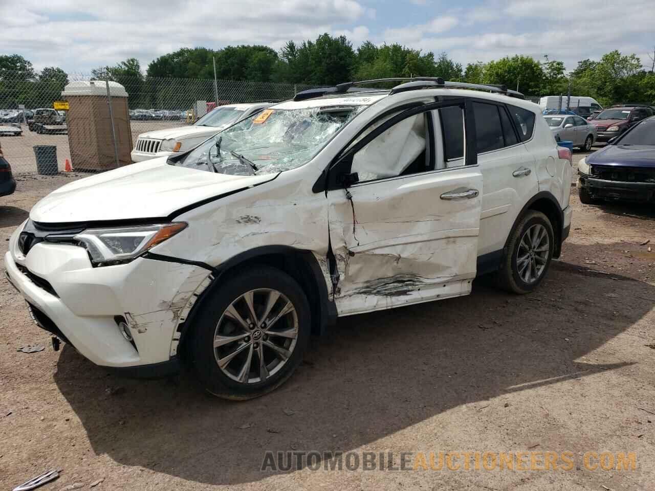 JTMDFREV9HJ161588 TOYOTA RAV4 2017