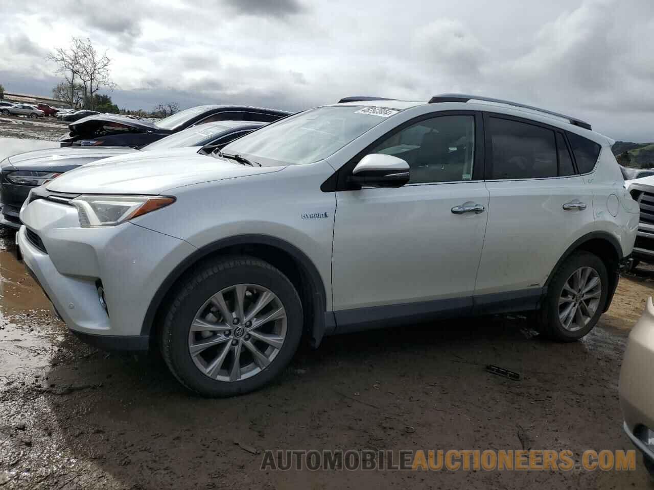 JTMDJREV0HD074501 TOYOTA RAV4 2017