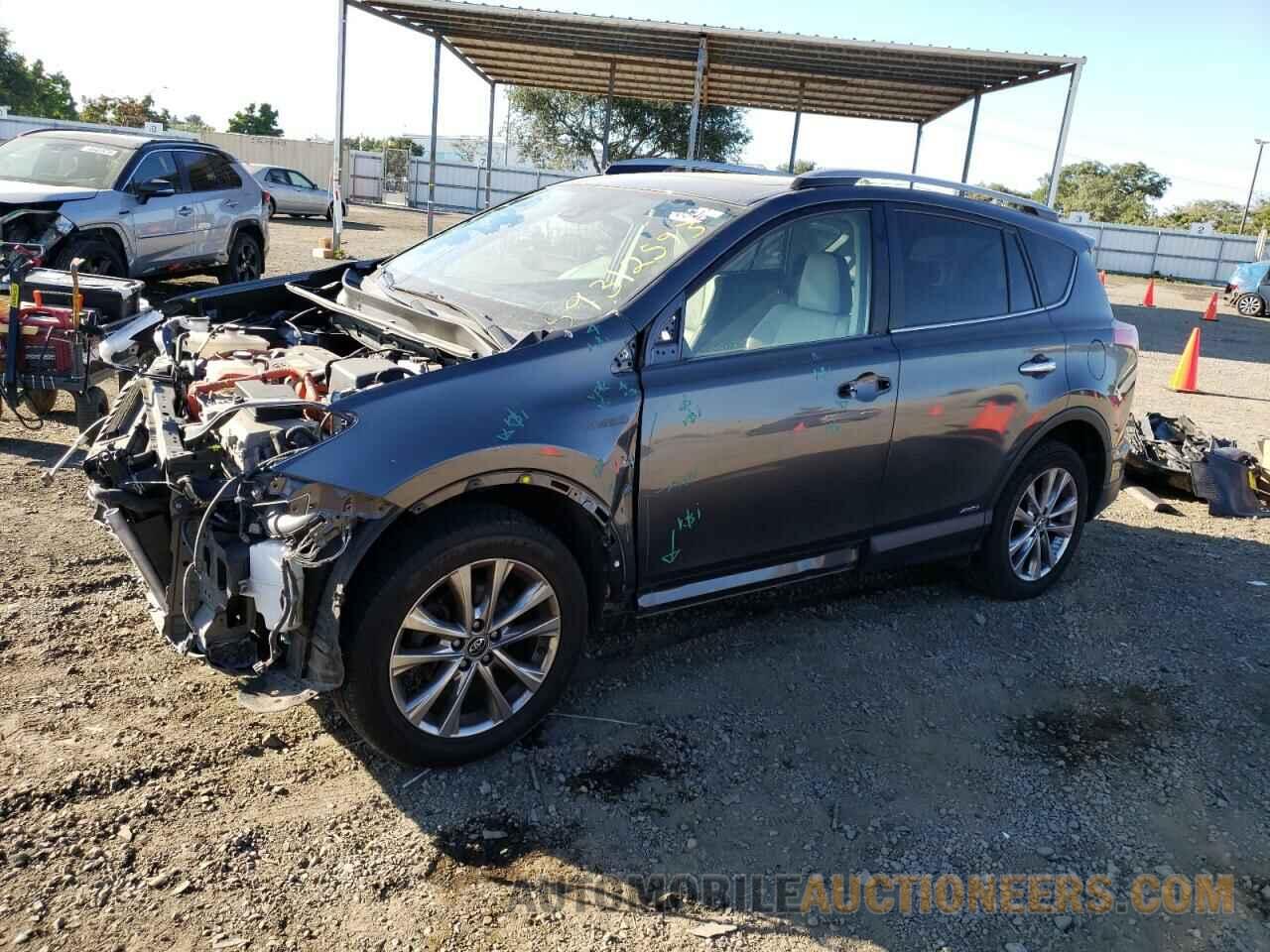 JTMDJREV0HD111692 TOYOTA RAV4 2017