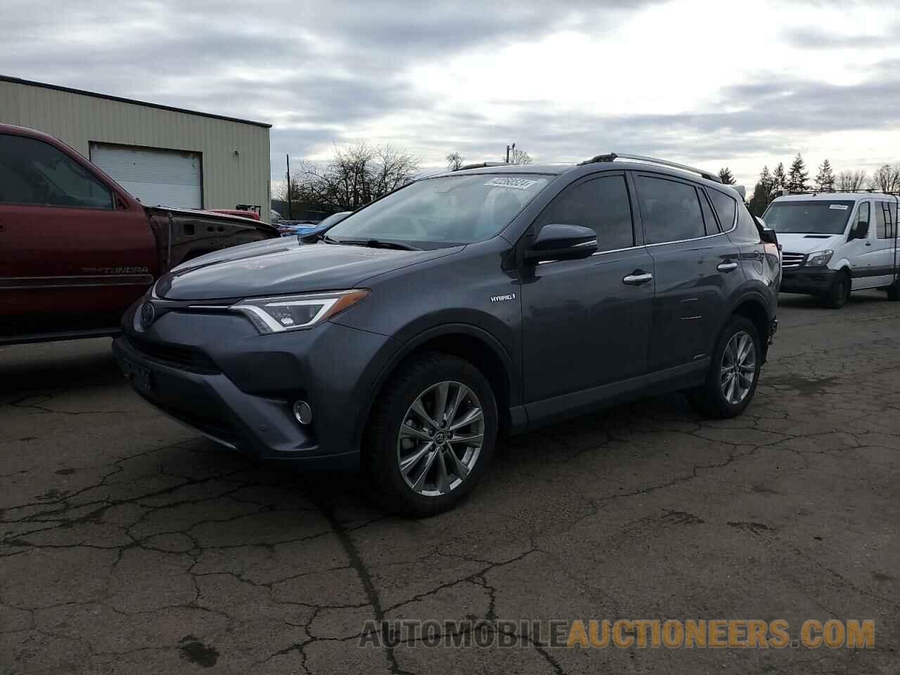 JTMDJREV1HD069551 TOYOTA RAV4 2017