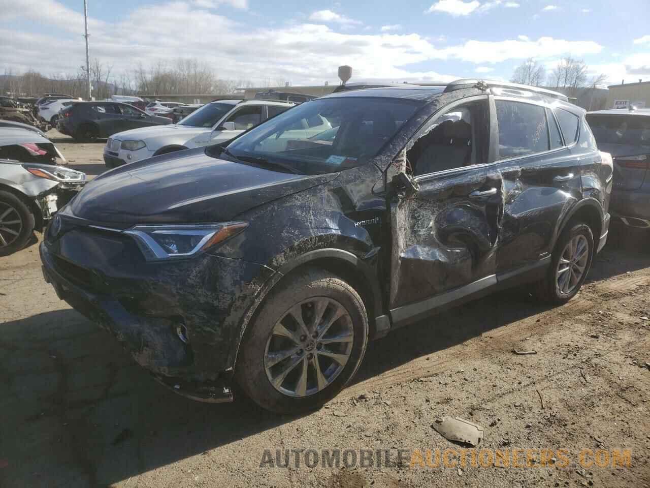 JTMDJREV2JD214781 TOYOTA RAV4 2018